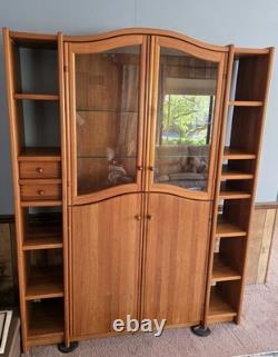 Lovely Danish Teak Hutch / Display Cabinet (Great Condition)