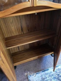 Lovely Danish Teak Hutch / Display Cabinet (Great Condition)