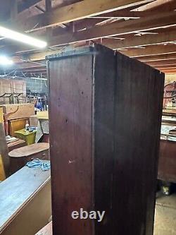 Madison Ny primitive softwood cupboard 1 door 1800s country patina