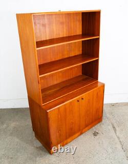 Mid Century Danish Modern Bookshelf Cabinet Teak Shelves GP Mobilia Denmark