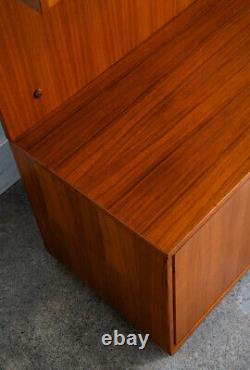 Mid Century Danish Modern Cabinet Wall Unit Hutch Credenza Display Teak Glass