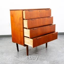Mid Century Danish Modern Chest of Drawers Dresser Teak Wood Mobler 4 Vintage