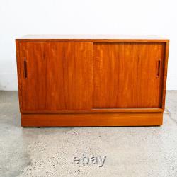 Mid Century Danish Modern Credenza Sideboard Cabinet Teak Poul Hundevad Media