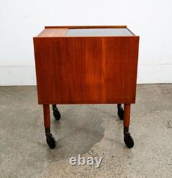 Mid Century Danish Modern End Table Craft Rolling Cart Teak Black Magazine Rack