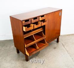 Mid Century Modern Credenza Cabinet Walnut Sliding Doors Storage Media Wood Mcm