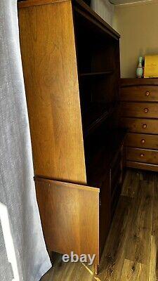 Mid Century Modern Walnut Bassett Credenza & Hutch