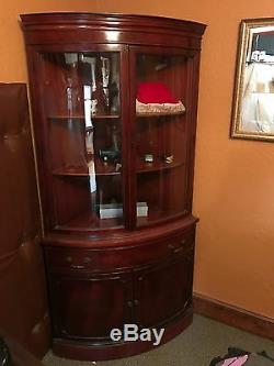 Morganton 1930-1950 Curve Glass Corner Cabinet Cupboard Hutch Cherry Wood