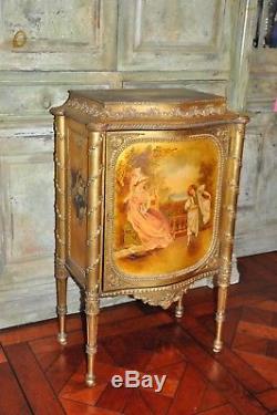 Music Cabinet / French