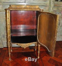 Music Cabinet / French