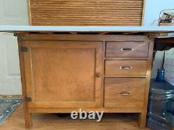 Napannee Indiana vintage Dutch kitchenette Coppe Brothers and Zook. Oak, white