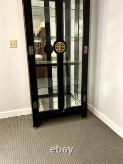 Oriental Curio China Cabinet