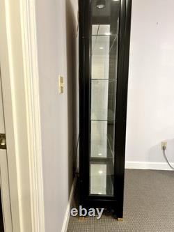 Oriental Curio China Cabinet