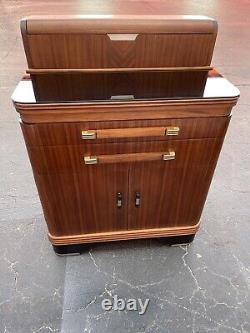 Outstanding Donald Deskey Art Deco Dentist Cabinet/bar