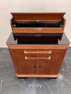 Outstanding Donald Deskey Art Deco Dentist Cabinet/bar