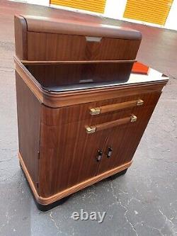 Outstanding Donald Deskey Art Deco Dentist Cabinet/bar