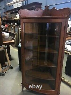 PRETTY antique Quartersawn oak corner cabinet glass door 4 shelves 67 h x 32 w