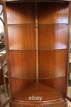 Pair of English Bevan Funnell Reprodux Mahogany Chippendale Corner Cabinets