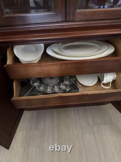Pennsylvania House Cherry China Cabinet. Two Pieces Very Good Condition