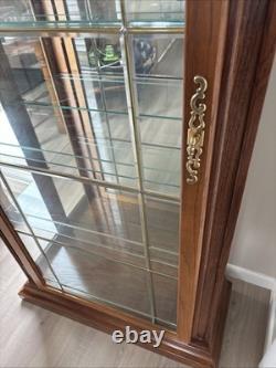 Philip Reinisch Company Lighted Curio Cabinet Glass Display Case Philip Reinisch Company Lighted Curio Cabinet Glass Display Case