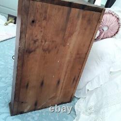 Primitive/vintage Antique OAK Hanging Wall CORNER CABINET Cupboard