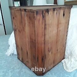 Primitive/vintage Antique OAK Hanging Wall CORNER CABINET Cupboard