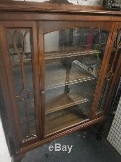 Queen Anne Style Curio/China Display Cabinet mahogany glass front door