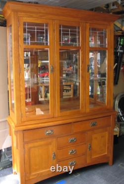 Red Oak China Cabinet Arts & Crafts Mission Style
