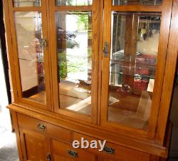 Red Oak China Cabinet Arts & Crafts Mission Style