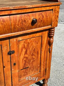 Red salmon paint decorated jelly milk cupboard cabinet pa 1830 early surface
