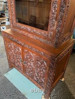 Rifle cabinet teak
