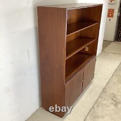 Scandinavian Modern Teak Bookcase or Display Cabinet