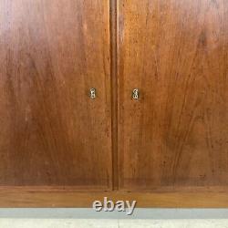 Scandinavian Modern Teak Bookcase or Display Cabinet