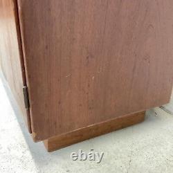 Scandinavian Modern Teak Bookcase or Display Cabinet