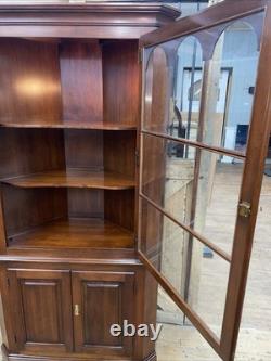 Statton Chippendale Style Solid Cherry Corner Cabinet with Keys