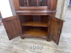 Statton Chippendale Style Solid Cherry Corner Cabinet with Keys