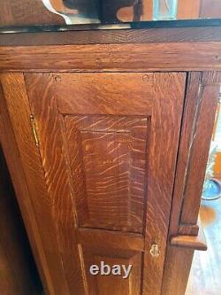 Stunning Antique Quarter Sawn Oak Dental Cabinet Early 1900s