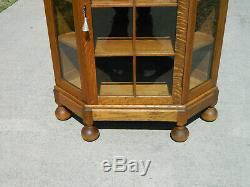 Sweet Tiger Oak Corner Cabinet circa 1910