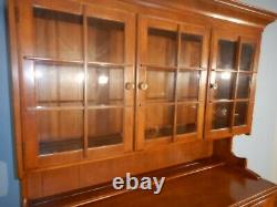 Temple Stuart Maple Hutch China Cabinet Rockport