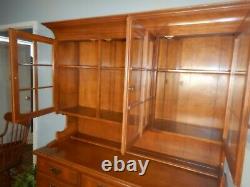 Temple Stuart Maple Hutch China Cabinet Rockport