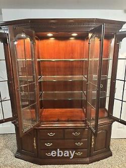 Thomasville Collector's Cherry China Cabinet