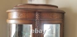 VTG French Louis XV Style Small Demilune Glass Inlaid Curio Display Cabinet READ