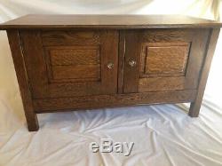 VTG Low Cabinet Mission Oak Arts & Crafts Style 2 Doors PERFECT for TV