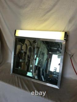 VTG Mid-Century 19x24 Mirror Medicine Cabinet with Vanity Light Old 1188-25B