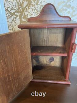VTG Wood Cabinet Wall Mount 18Hanging Herb Spice Hand painted Primitive Shelf