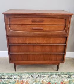 Vaughan Bassett Mid Century Modern Highboy Dresser 4 Drawers