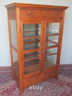 Victorian Tiger Oak Pantry Cabinet With Carved Dental Molding Fine Antique