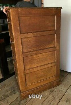 Vintage 4 Drawer Oak File Cabinet- Great Condition