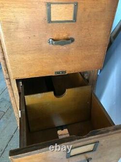 Vintage 4 Drawer Oak File Cabinet- Great Condition