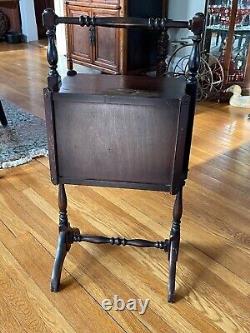 Vintage Antique IDEAL SMOKER NO. 565 Smoking Stand Cigar Humidor Copper Lined