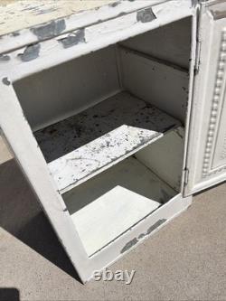 Vintage Antique Old Galvanized Steel Metal Bread Cake Safe Box Cabinet Cub board